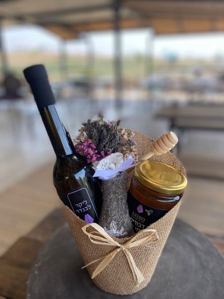 מארז עם ליקר 2